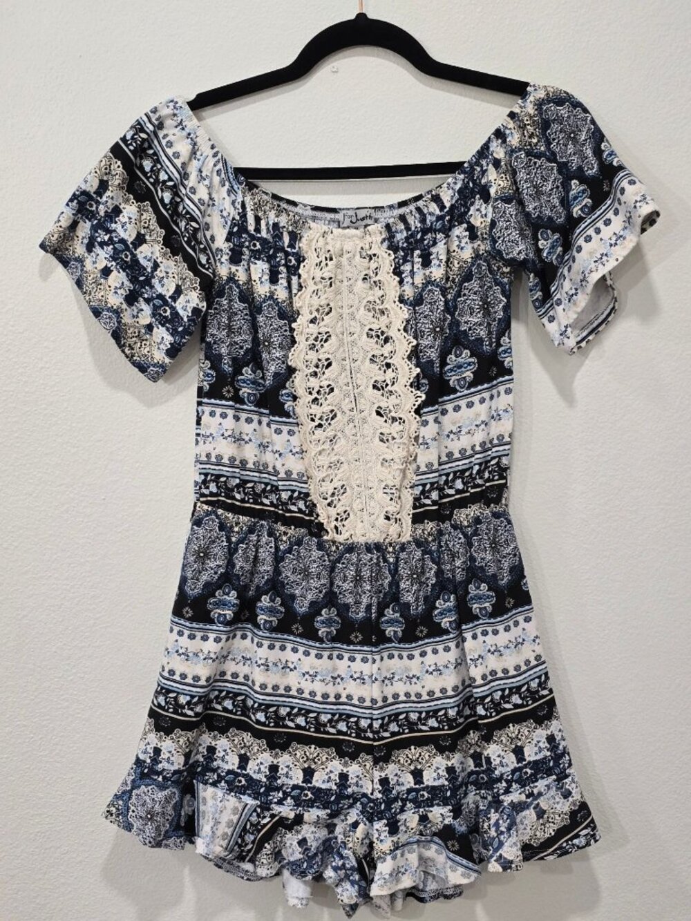 J For Justify ✦ Blue White Off‑Shoulder Boho Romper ✦ Crochet Lace Detail M - Picture 2 of 10